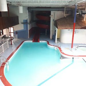 Westwood Inn Hotel And Indoor Water Park